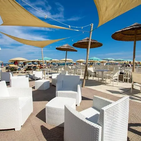 酒店 Marina - Azzurro Club 拉文纳