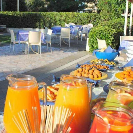 Marina - Azzurro Club Hotel 3*