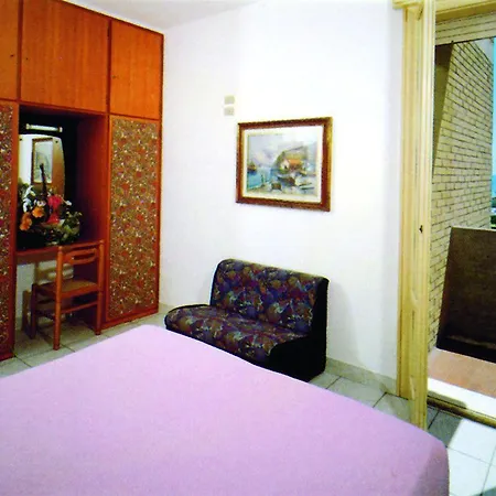 Marina - Azzurro Club 拉文纳