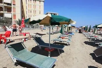 Готель Marina - Azzurro Club Равенна