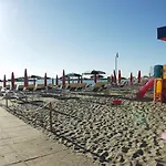 Marina - Azzurro Club Hotell