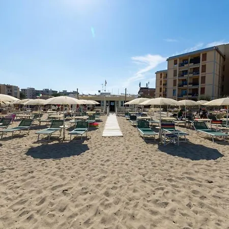 Marina - Azzurro Club Равенна
