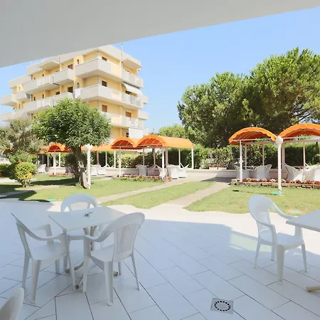 Marina - Azzurro Club 3*