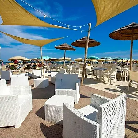 Marina - Azzurro Club Hotel 3*