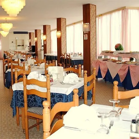 Marina - Azzurro Club Hotel Ravenna