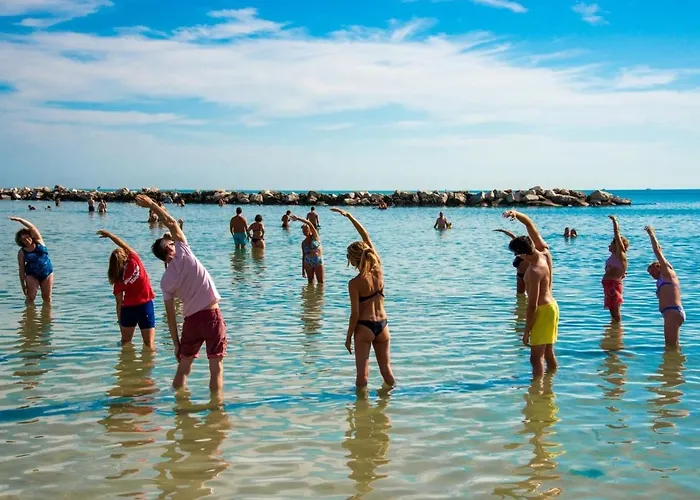 Marina - Azzurro Club Отель Равенна