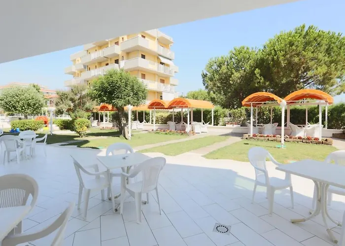 Marina - Azzurro Club Равенна