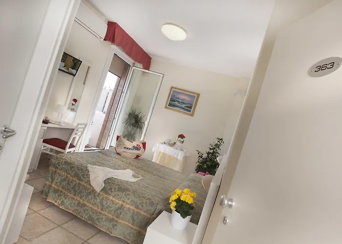 Marina - Azzurro Club Отель