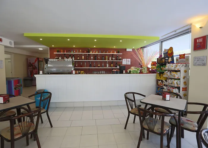 Marina - Azzurro Club Отель